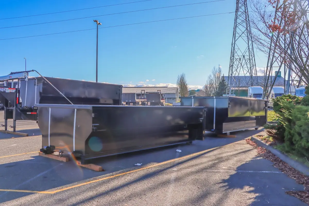 Professional dumpster rental and junk removal service in Verdigris